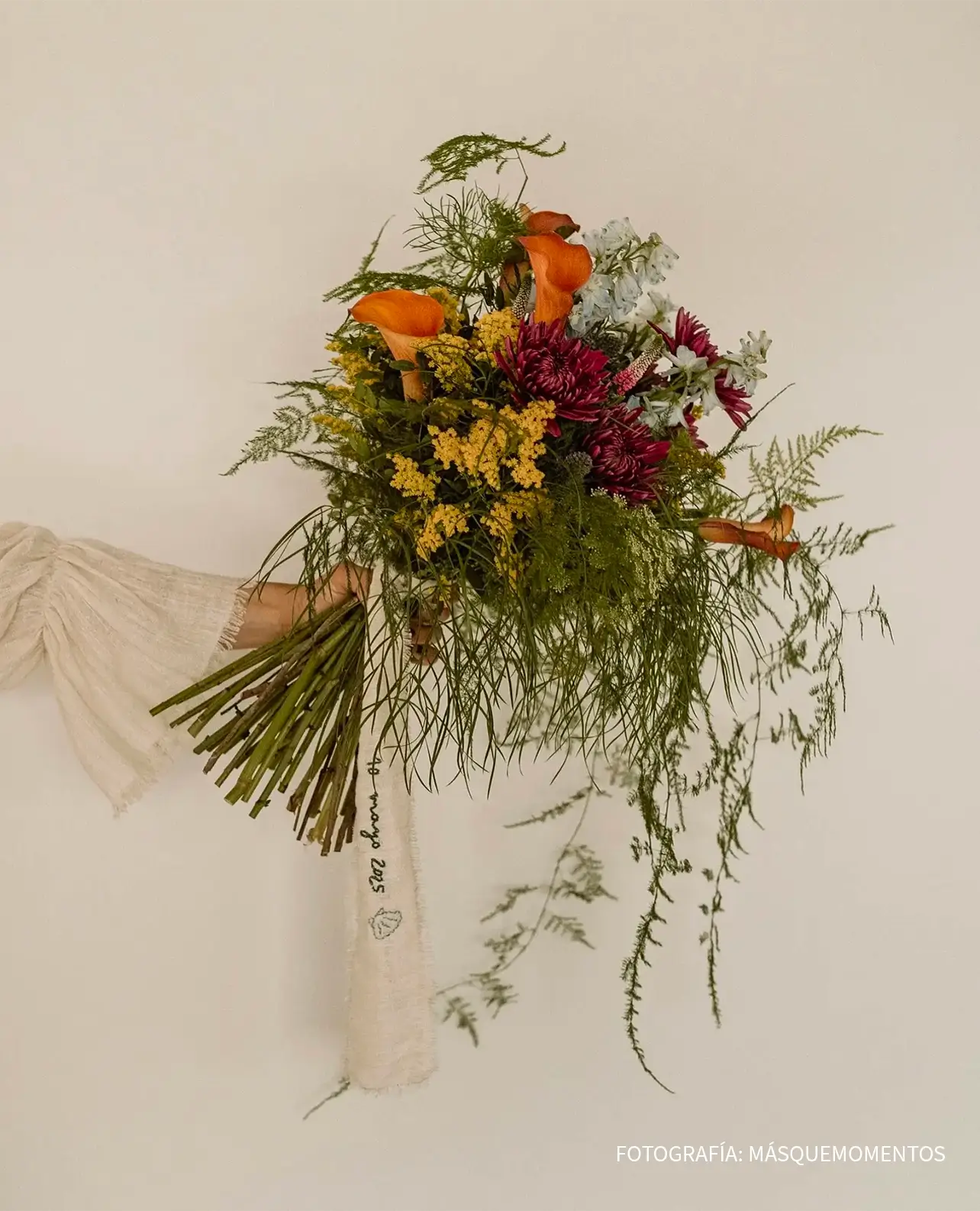 Ramo de flores para novia para una boda por la iglesia